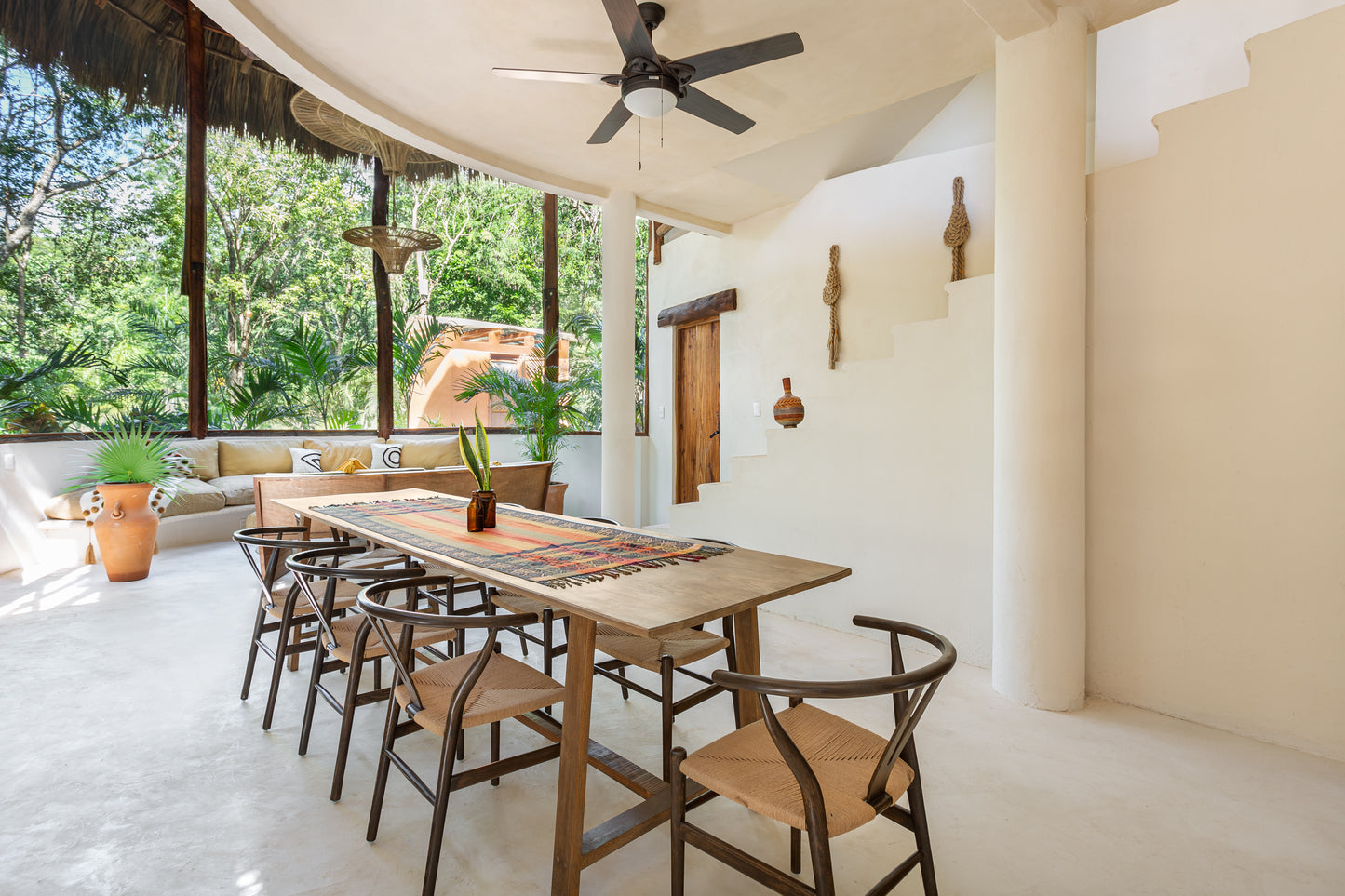 Radiant Power of Woman Mexico Jan 2026 Dorm Occupancy